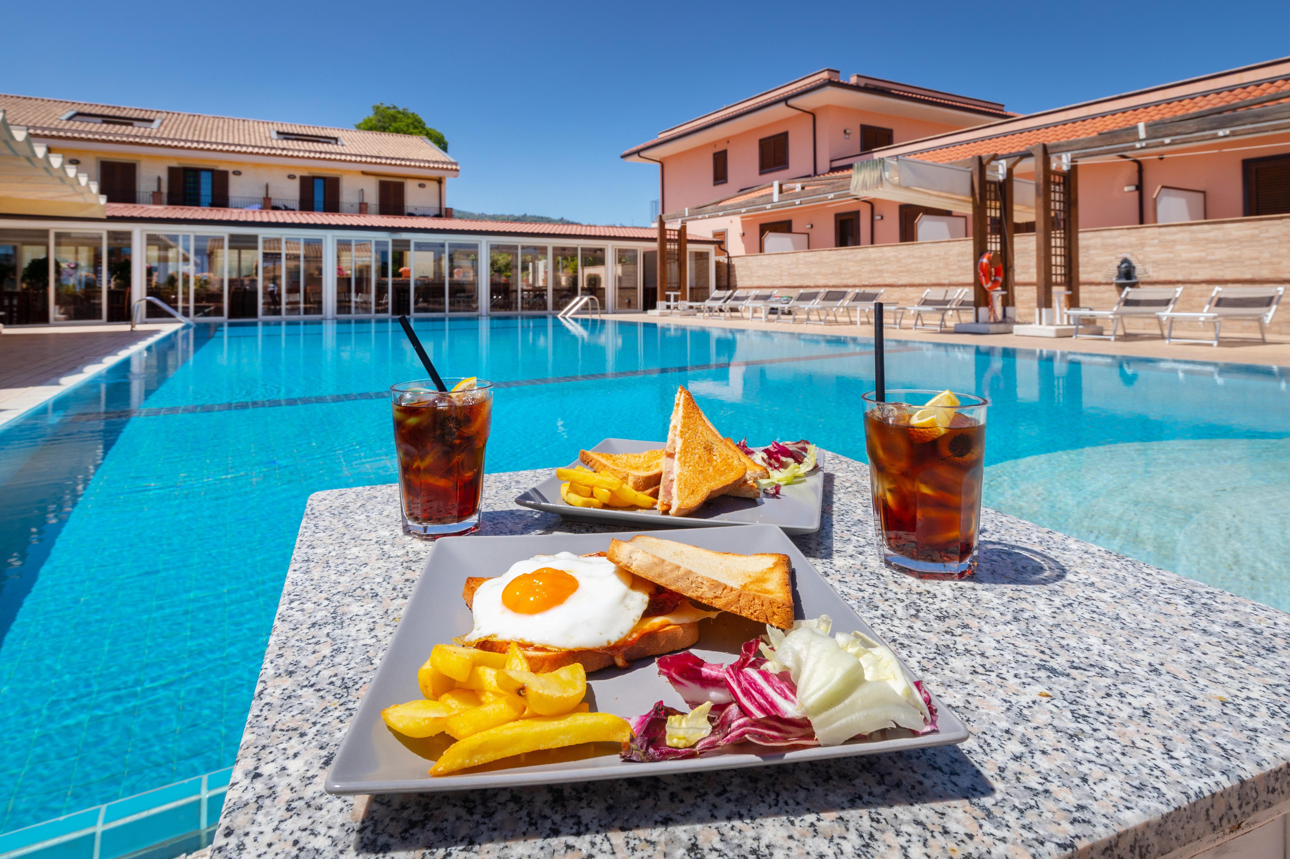 La Terra Dei Sogni Country Hotel Fiumefreddo di Sicilia Exteriör bild