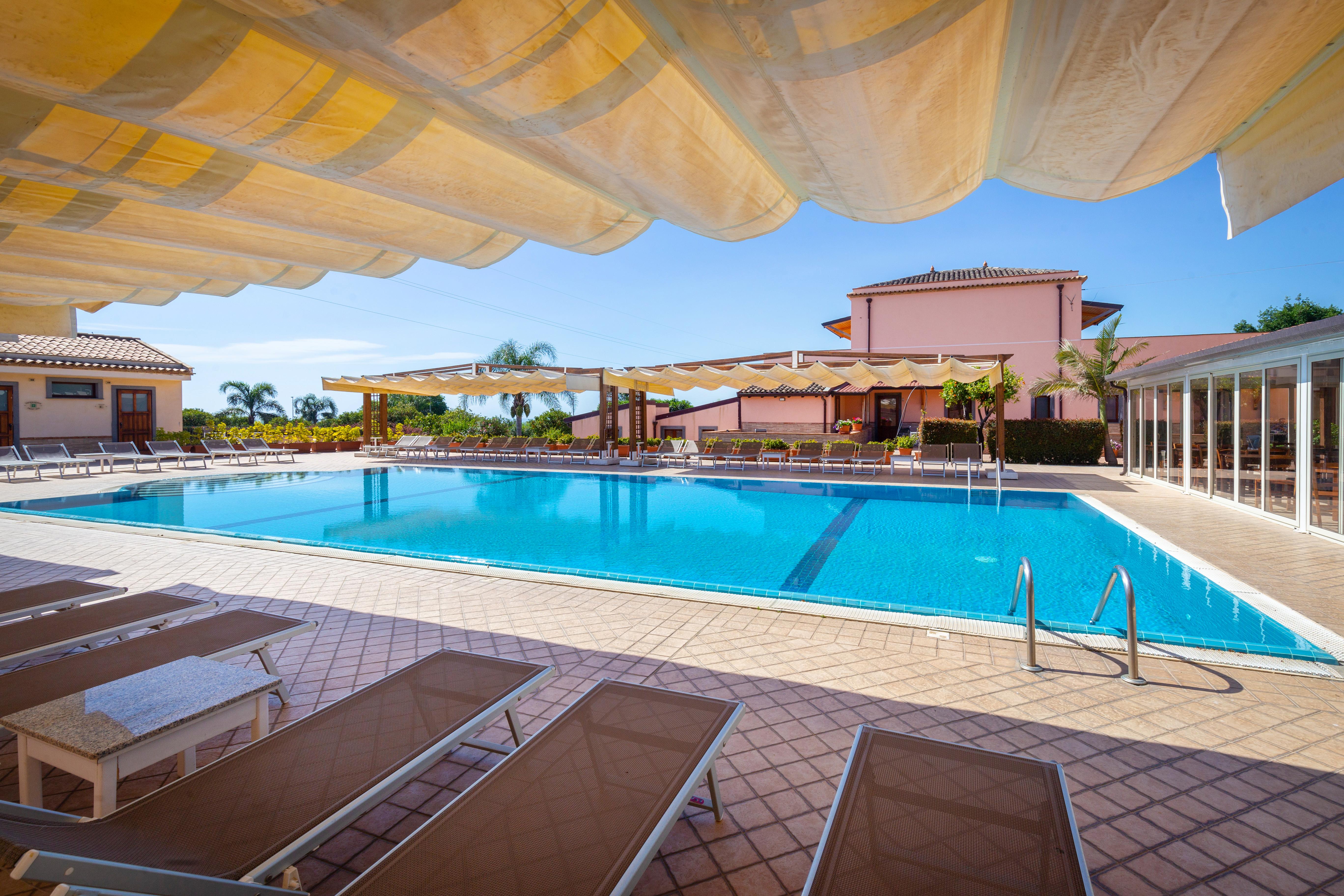 La Terra Dei Sogni Country Hotel Fiumefreddo di Sicilia Exteriör bild