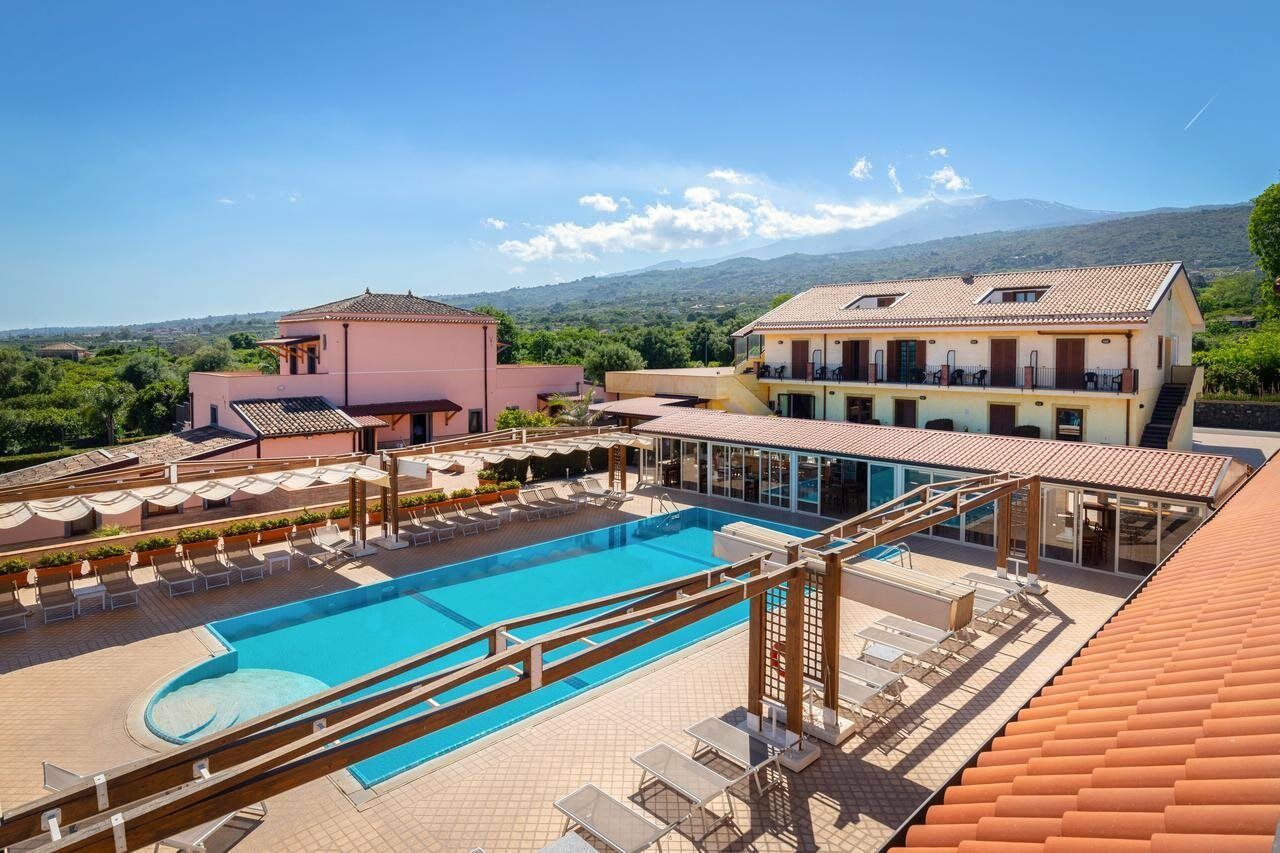 La Terra Dei Sogni Country Hotel Fiumefreddo di Sicilia Exteriör bild